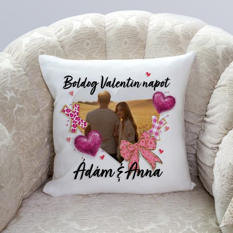 Boldog valentin napot rózsaszín szivecskés fényképes párna